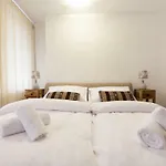 Apartment Snowwhite *